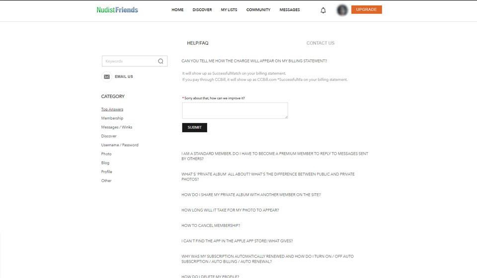 Il pubblico di NudistFriends