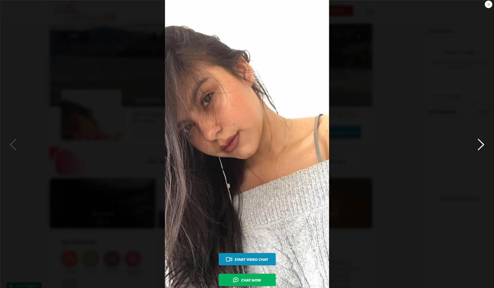 Can I use Amolatina on my mobile phone?